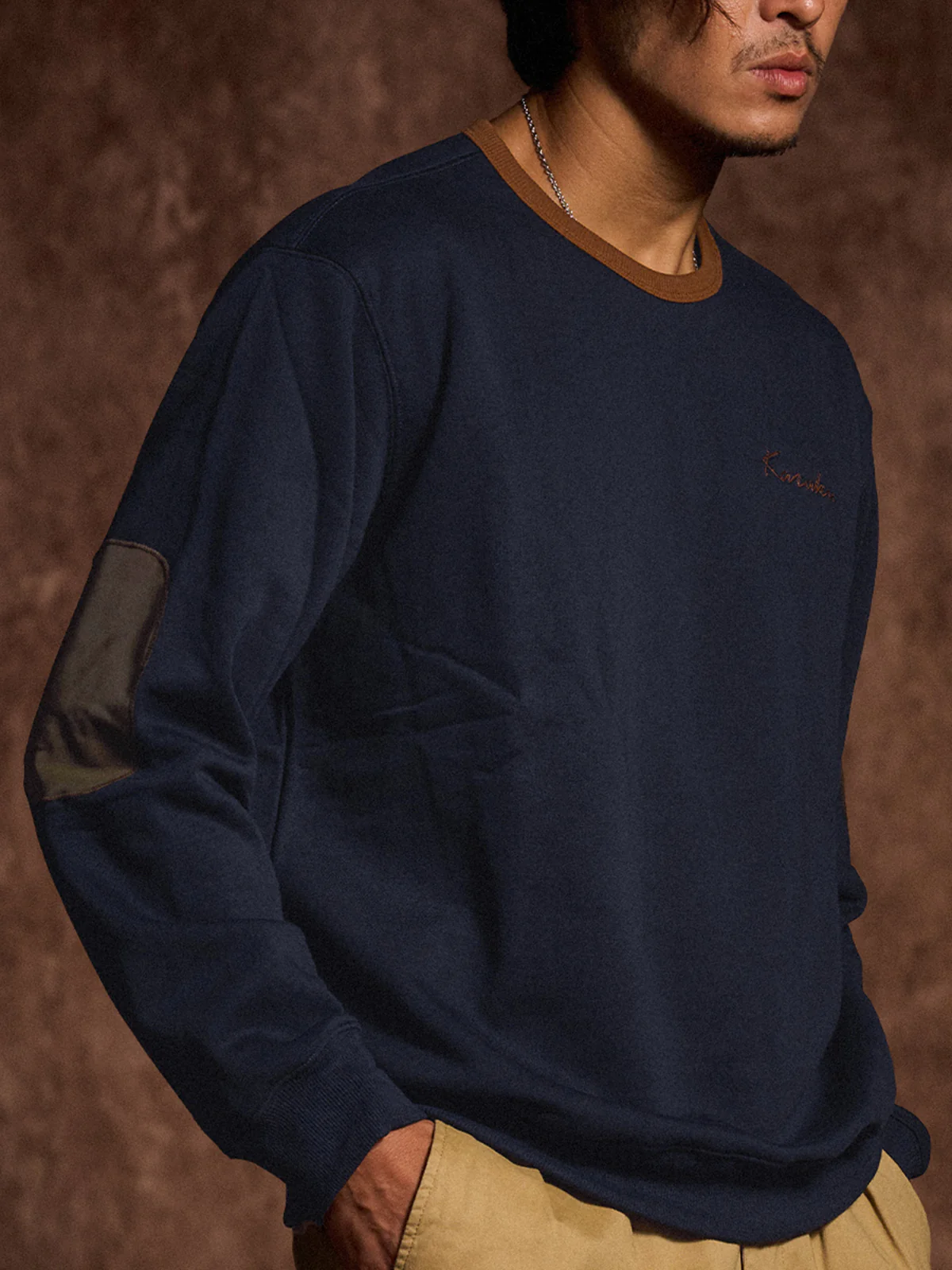 "KaraKu" Embroidery Elbow Suede Patches Brushed Cotton Sweatshirt - Image 12